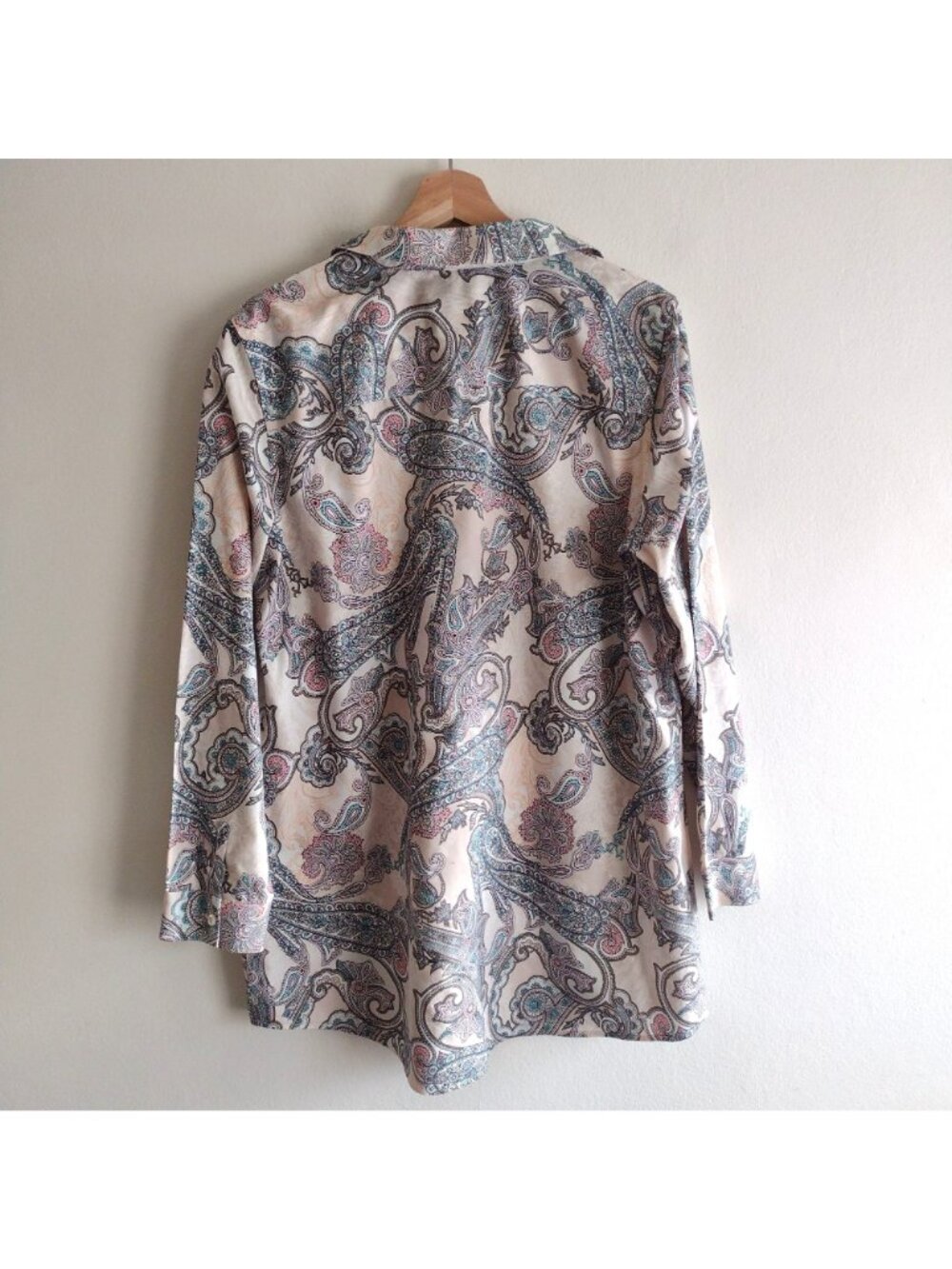 Chicos Pink Paisley Shirt L No Iron Button Front Tunic Length Cotton Top Sz 2 - Picture 8 of 10